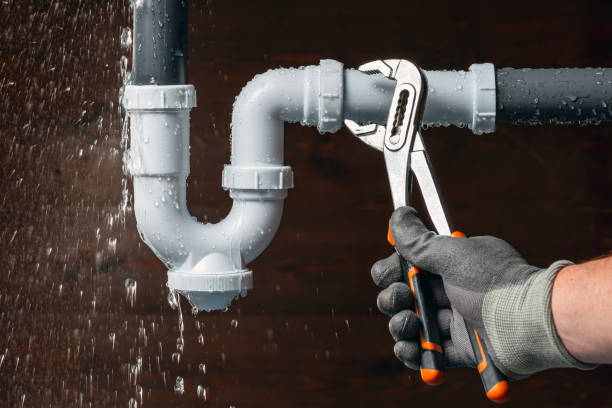 Professional Gas Line Repair technician working in Franklin, MA